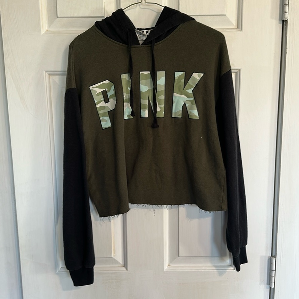 Pink Victorias Secret Camo Cropped hoodie size small